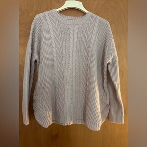 Joseph A Crew neck  cable knit cream colored Medium
